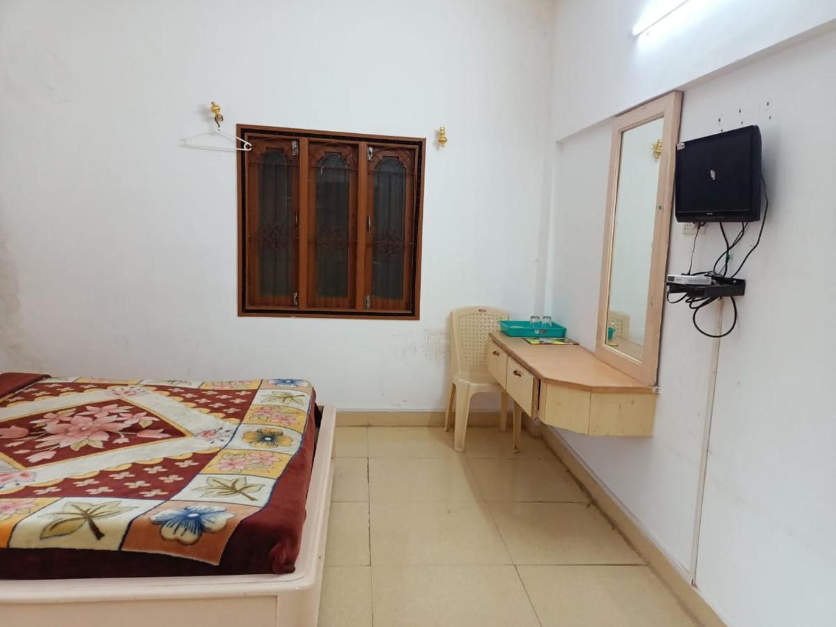 Hotel Ruby International Kodaikanal Exteriör bild